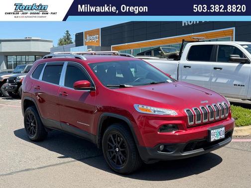 Deep Cherry Red Crystal Pearlcoat 2017 Jeep Cherokee Latitude