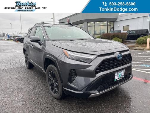 2022 Toyota RAV4 Hybrid SE