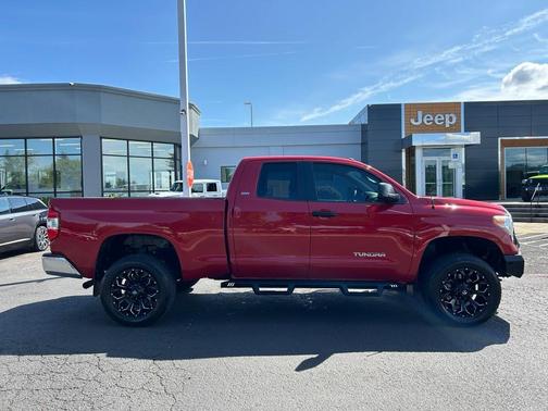 2016 Toyota Tundra SR5