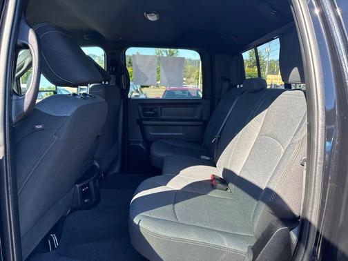 Diamond Black 2024 RAM 2500 Tradesman