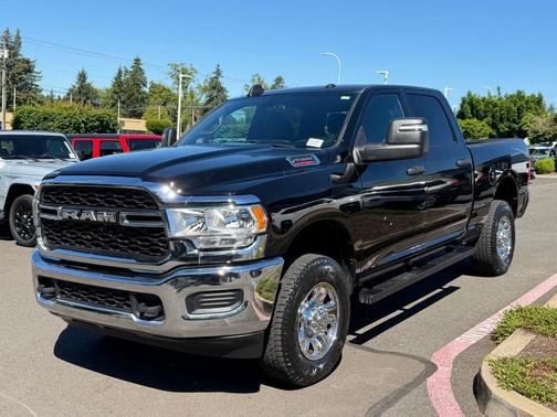 Diamond Black 2024 RAM 2500 Tradesman