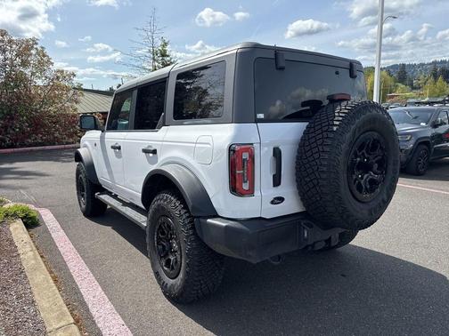 Oxford White 2024 Ford Bronco Wildtrak