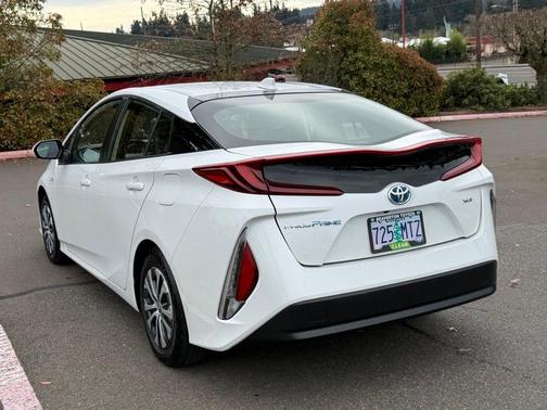 2021 Toyota Prius Prime XLE