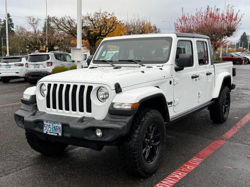 Bright White Clearcoat 2021 Jeep Gladiator Sport