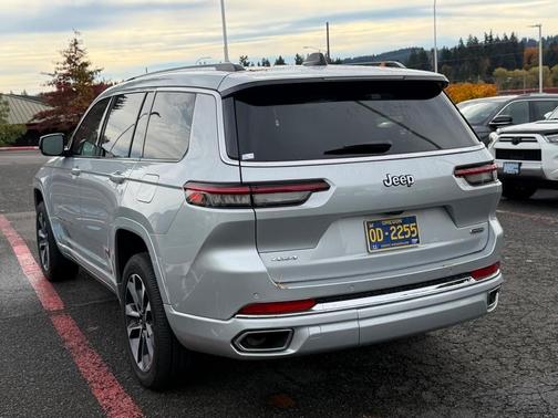 2023 Jeep Grand Cherokee L Overland
