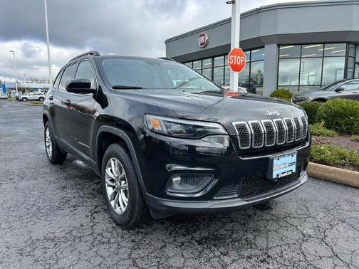 2022 Jeep Cherokee Latitude Lux