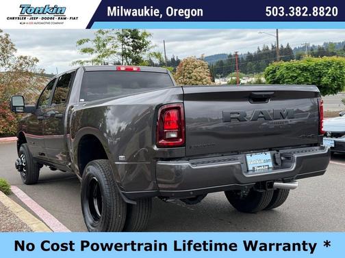 Granite Crystal Clearcoat Metallic 2026 RAM 3500 Big Horn