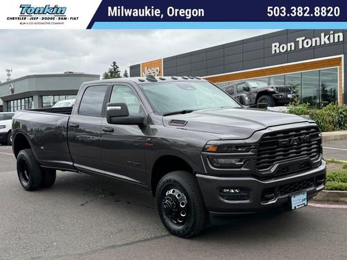 Granite Crystal Clearcoat Metallic 2026 RAM 3500 Big Horn
