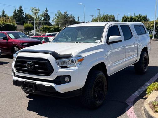 White 2022 Toyota Tacoma SR