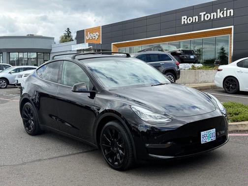 Black 2021 Tesla Model Y Long Range