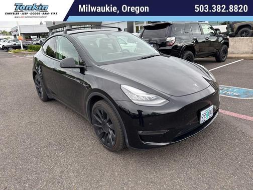 Black 2021 Tesla Model Y Long Range