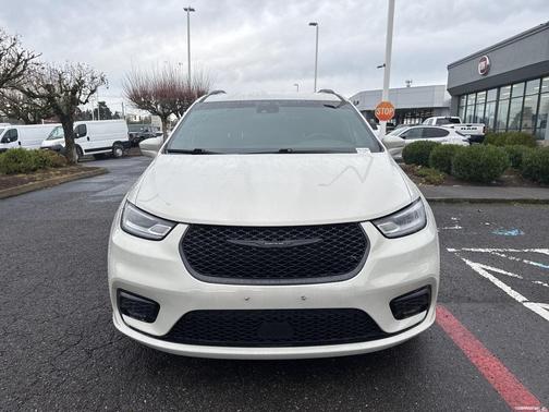 2021 Chrysler Pacifica Touring