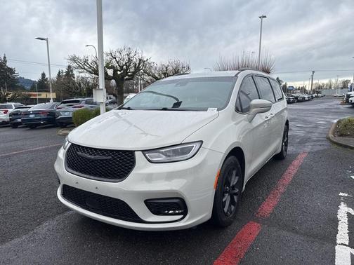 2021 Chrysler Pacifica Touring
