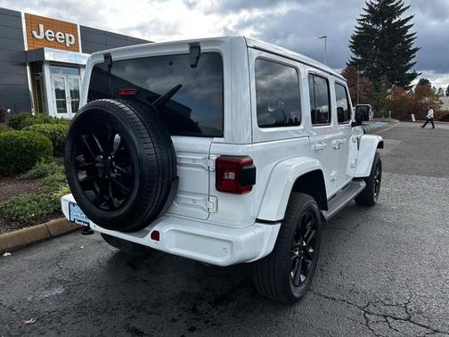 2021 Jeep Wrangler Unlimited Sahara Altitude