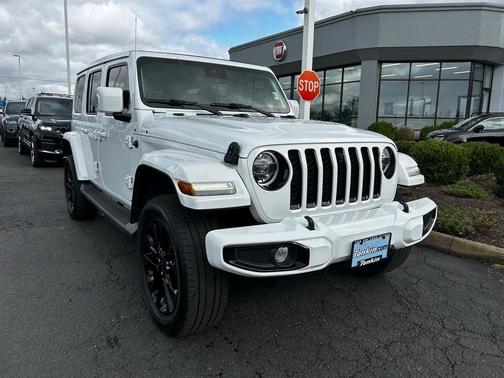 2021 Jeep Wrangler Unlimited Sahara Altitude