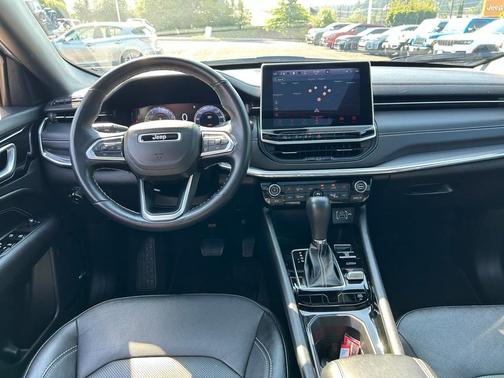 2022 Jeep Compass Altitude