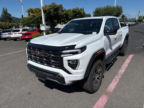 2024 GMC Canyon AT4