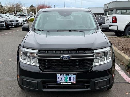 Shadow Black 2024 Ford Maverick XLT