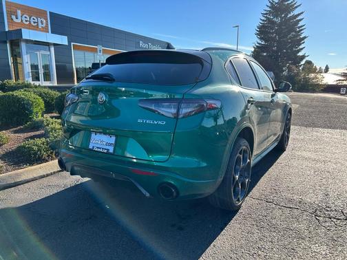 2025 Alfa Romeo Stelvio Special Edition