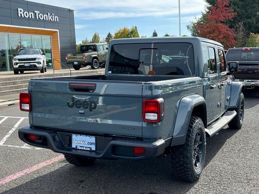 2025 Jeep Gladiator Sport