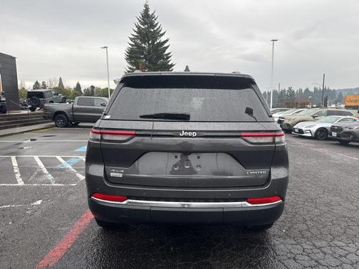 2022 Jeep Grand Cherokee Limited