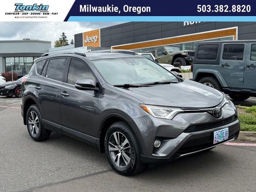 Magnetic Gray Metallic 2018 Toyota RAV4 XLE