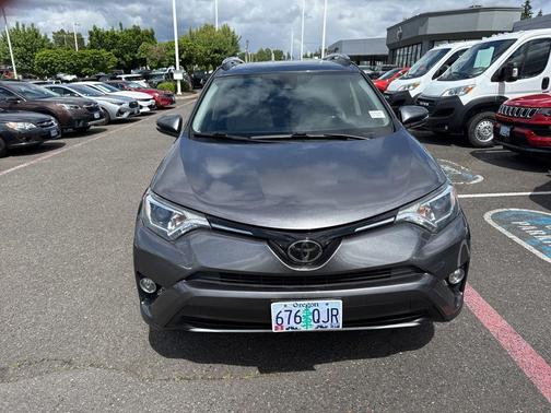 Magnetic Gray Metallic 2018 Toyota RAV4 XLE