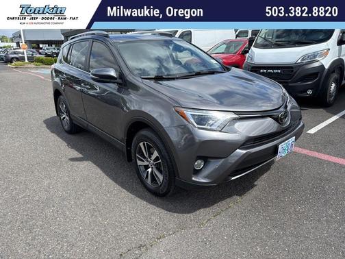 Magnetic Gray Metallic 2018 Toyota RAV4 XLE