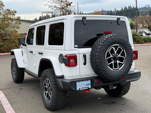 Bright White Clearcoat 2026 Jeep Wrangler Rubicon