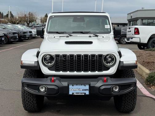 Bright White Clearcoat 2026 Jeep Wrangler Rubicon