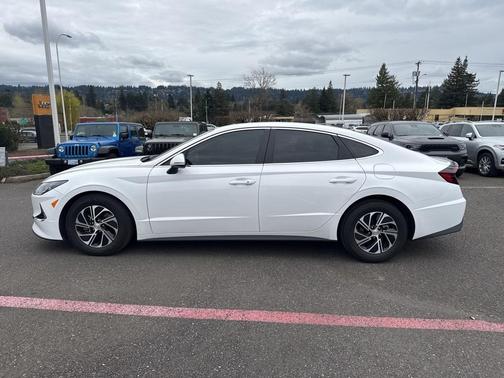 2023 Hyundai SONATA Hybrid Blue
