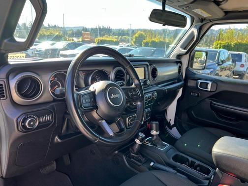2020 Jeep Wrangler Sport