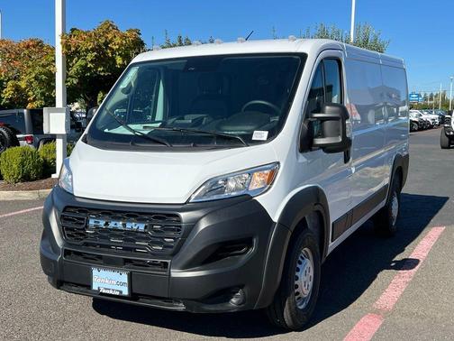 Bright White Clearcoat 2026 RAM ProMaster 1500 Low Roof
