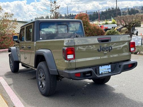 41 2026 Jeep Gladiator Sport