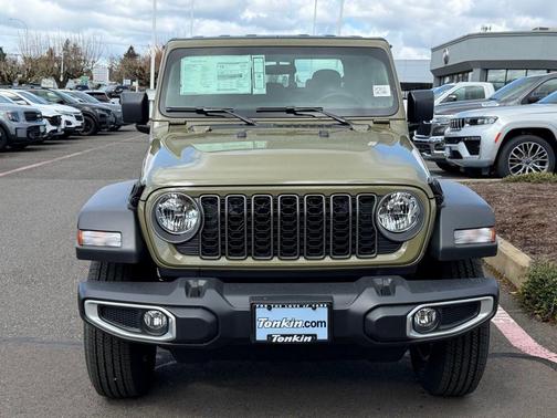 41 2026 Jeep Gladiator Sport