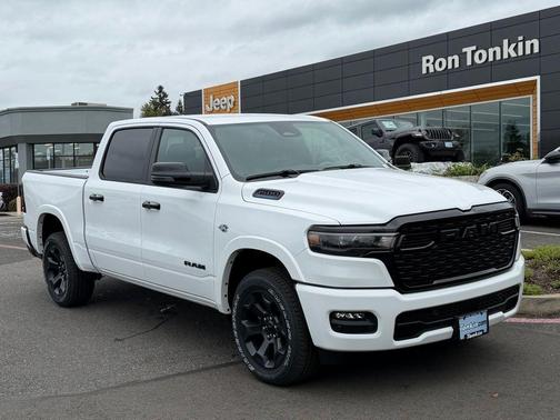 Bright White Clearcoat 2026 RAM 1500 Big Horn/Lone Star