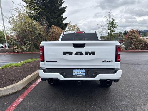 Bright White Clearcoat 2026 RAM 1500 Big Horn/Lone Star