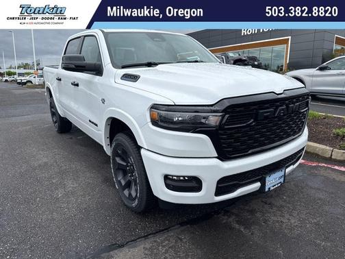 Bright White Clearcoat 2026 RAM 1500 Big Horn/Lone Star
