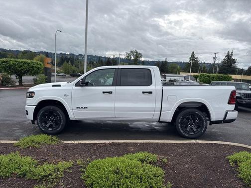 Bright White Clearcoat 2026 RAM 1500 Big Horn/Lone Star