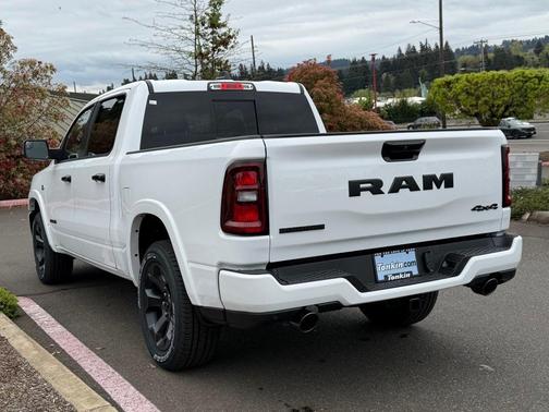 Bright White Clearcoat 2026 RAM 1500 Big Horn/Lone Star