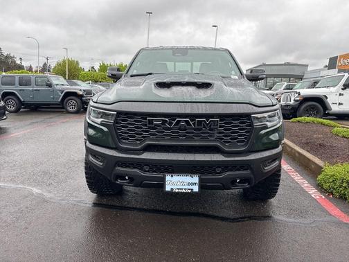 Serrano Red 2026 RAM 1500 RHO