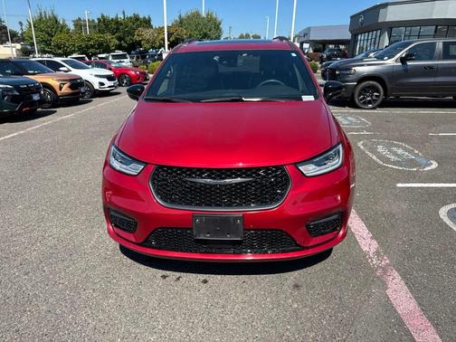 Red 2025 Chrysler Pacifica Limited