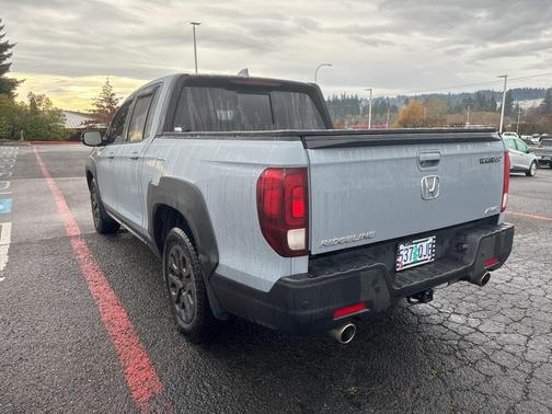 2022 Honda Ridgeline Black Edition