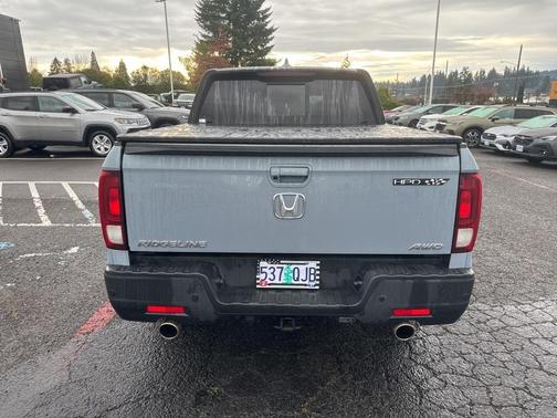 2022 Honda Ridgeline Black Edition