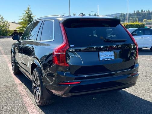 2023 Volvo XC90 B5 Core