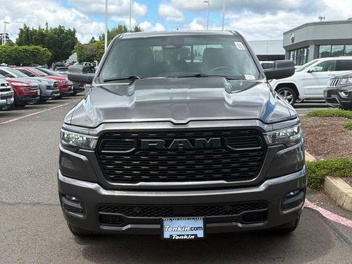 Granite Crystal Clearcoat Metallic 2026 RAM 1500 Express