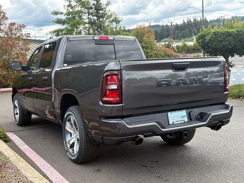 Granite Crystal Clearcoat Metallic 2026 RAM 1500 Express