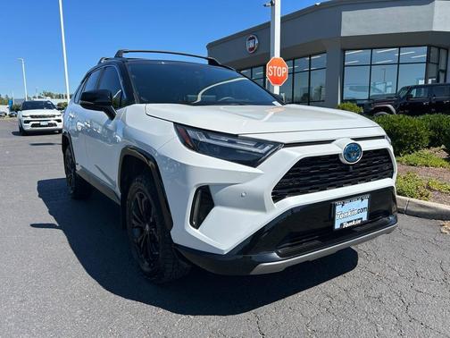 2024 Toyota RAV4 Hybrid XSE