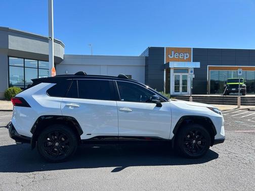 2024 Toyota RAV4 Hybrid XSE