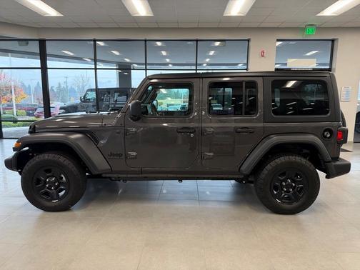 2025 Jeep Wrangler Sport
